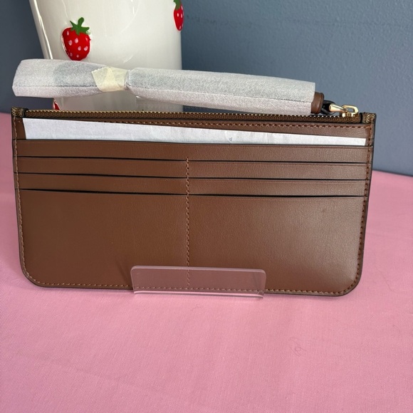 Coach Signature Monogram Tan and Brown Signature Wristlet Coated Canvas NWT - Picture 4 of 5